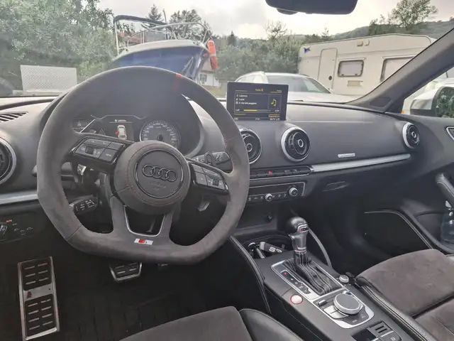 Audi S3 view 14
