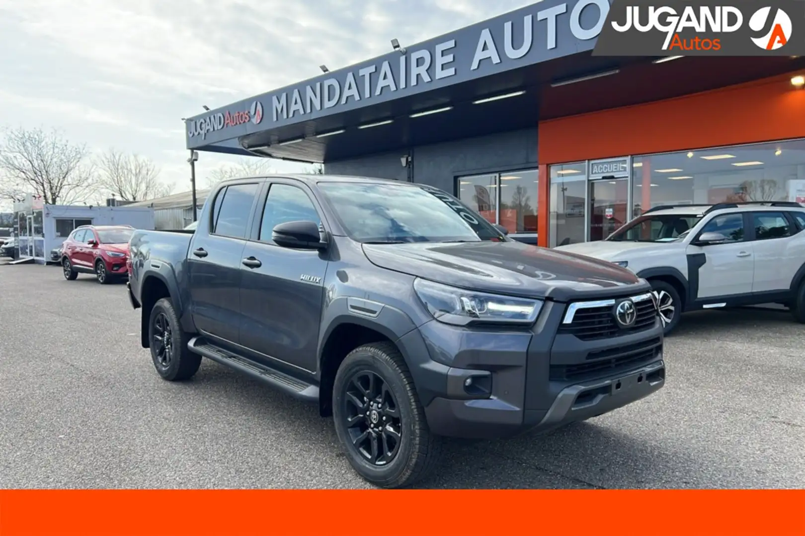 Toyota Hilux 2.8 204 BVA INVINCIBLE 4PL Gris - 1