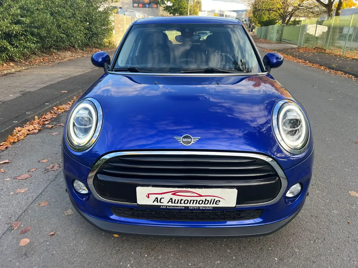 MINI Cooper Mini 5-trg.*Kamera*LED*Navi*Automatik* Blau - 2