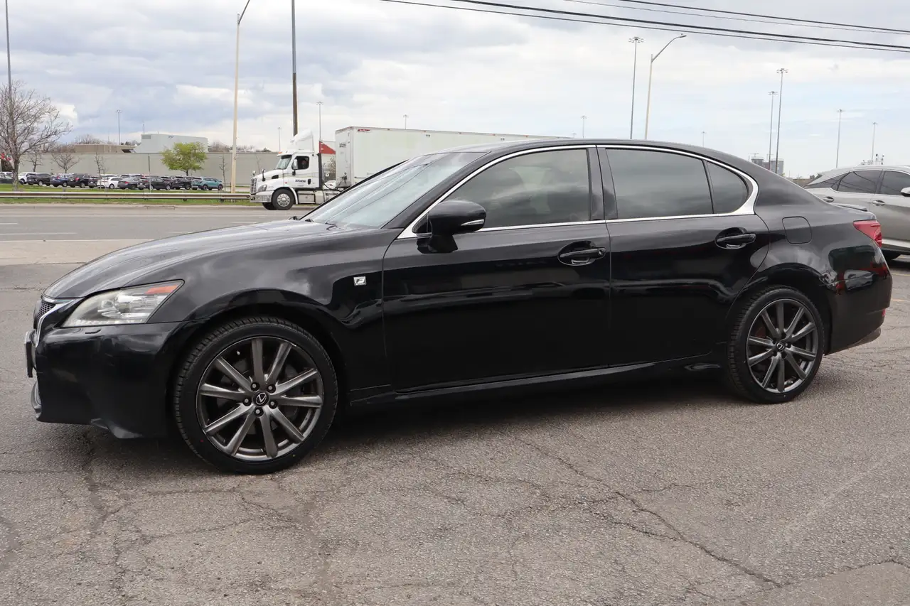 Lexus GS photo Lexus GS
