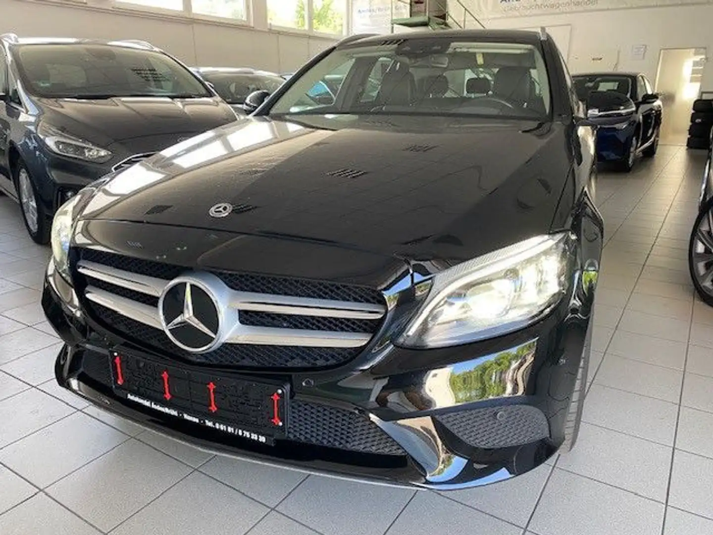 Mercedes-Benz C 300 T d 4Matic Avantg. HUD AHKs Virt.C. Kamera Schwarz - 2