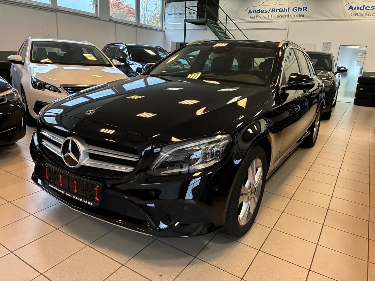 Mercedes-Benz C 300 T d 4Matic Avantg. HUD AHKs Virt.C. Kamera Noir - 1