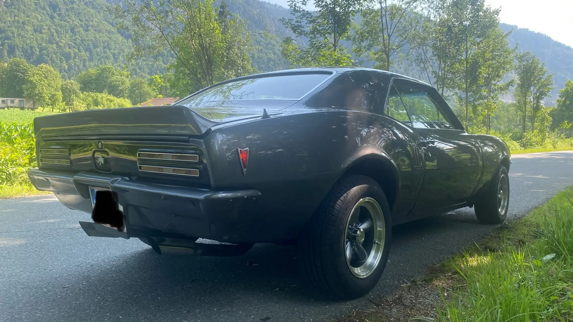 Pontiac Firebird - 2