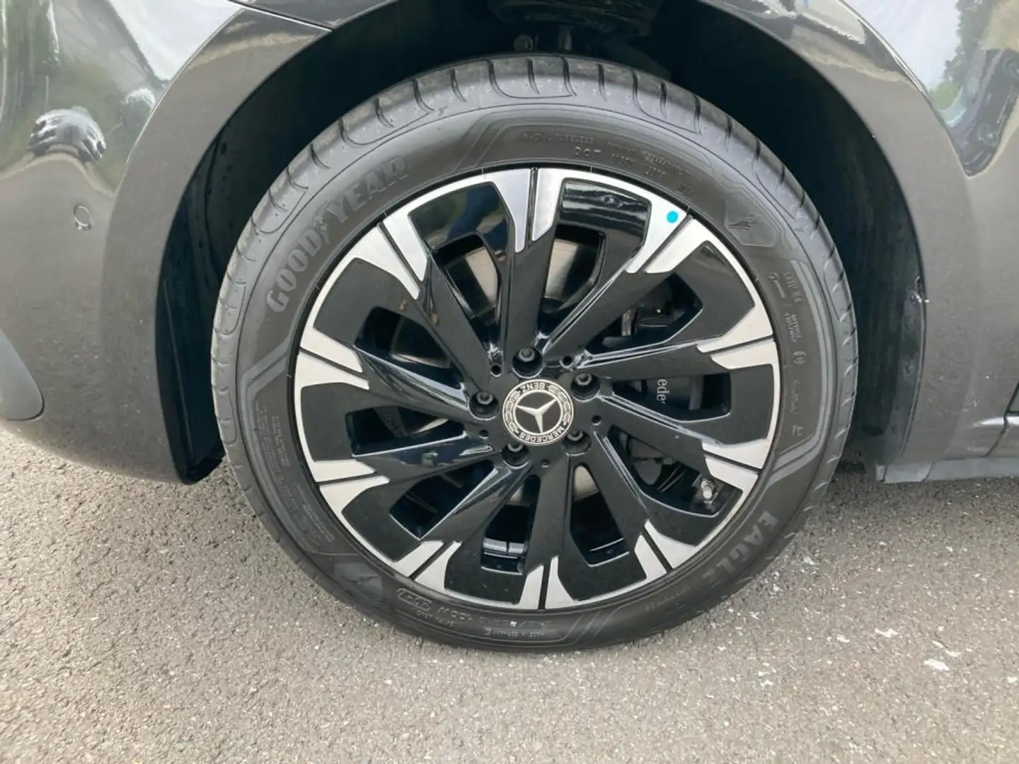 Mercedes-Benz V 250 d STYLE Distronic/MBUX/Airmatic/Multibeam Grau - 2