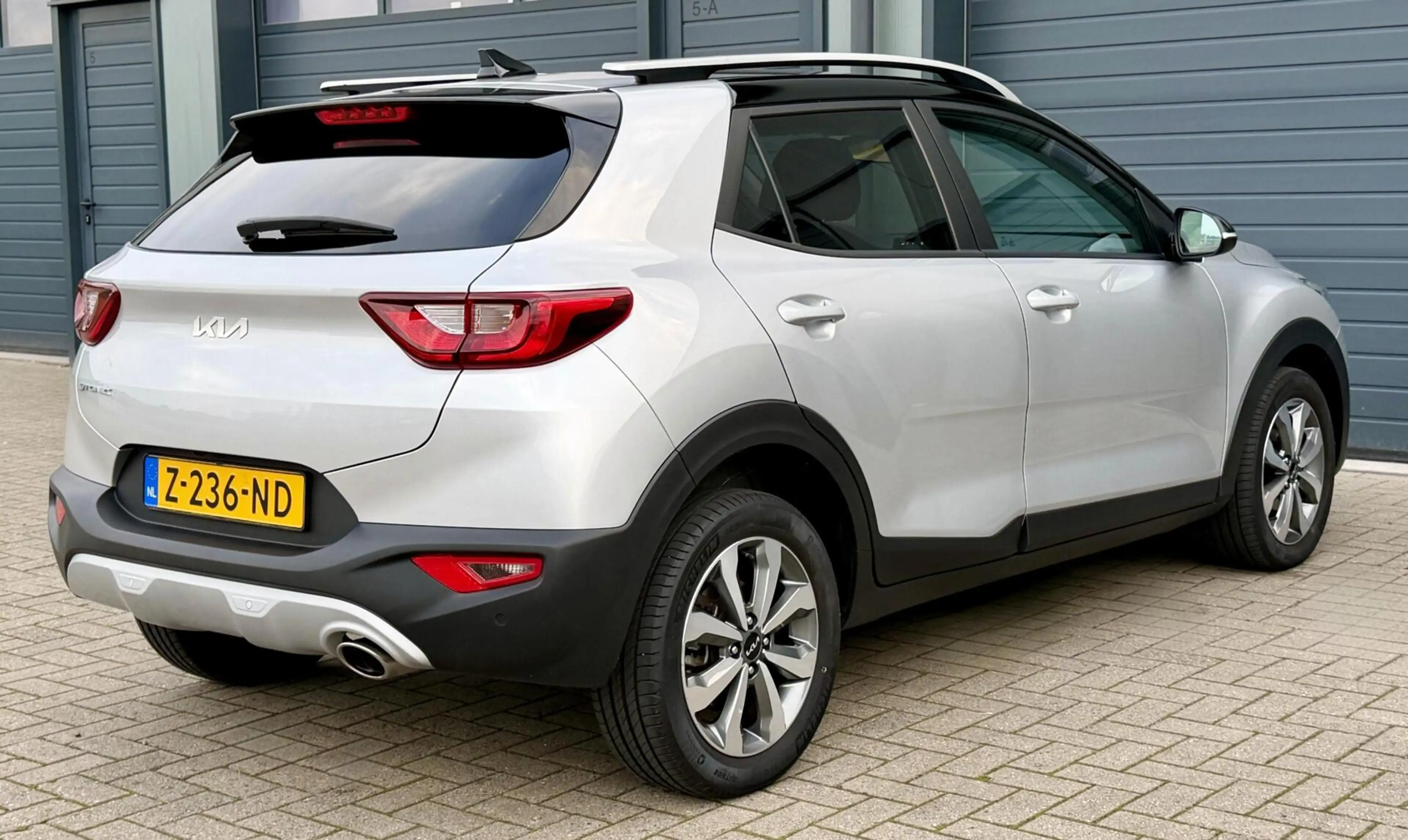 Kia Stonic 1.0 T-GDi MHEV DynamicLine | LAGE KM | BJ. 2023 | — photo 10