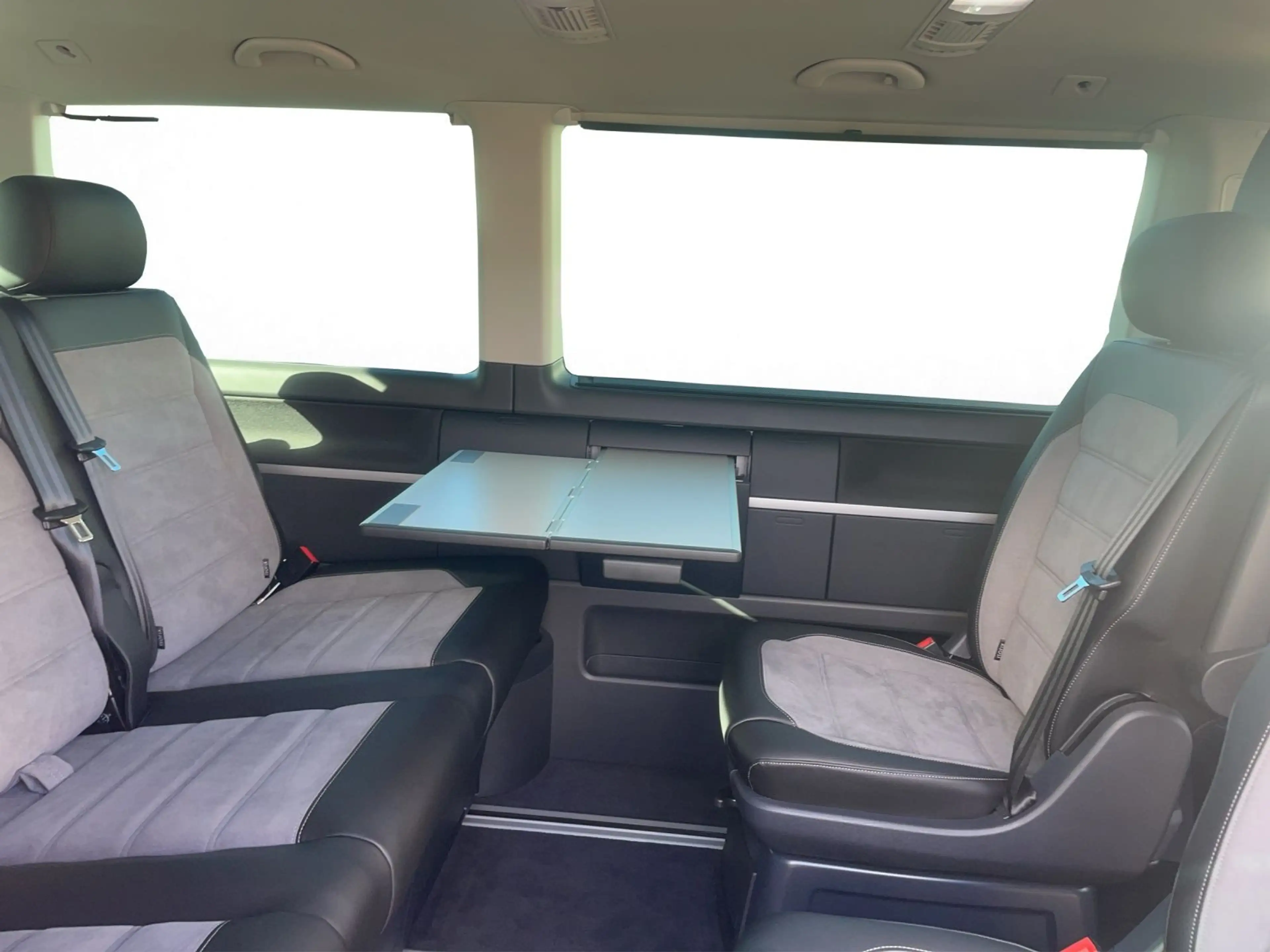 Volkswagen T6.1 Multivan 2.0 TDI DSG EDITION*7-SITZER*STHZG — photo 10