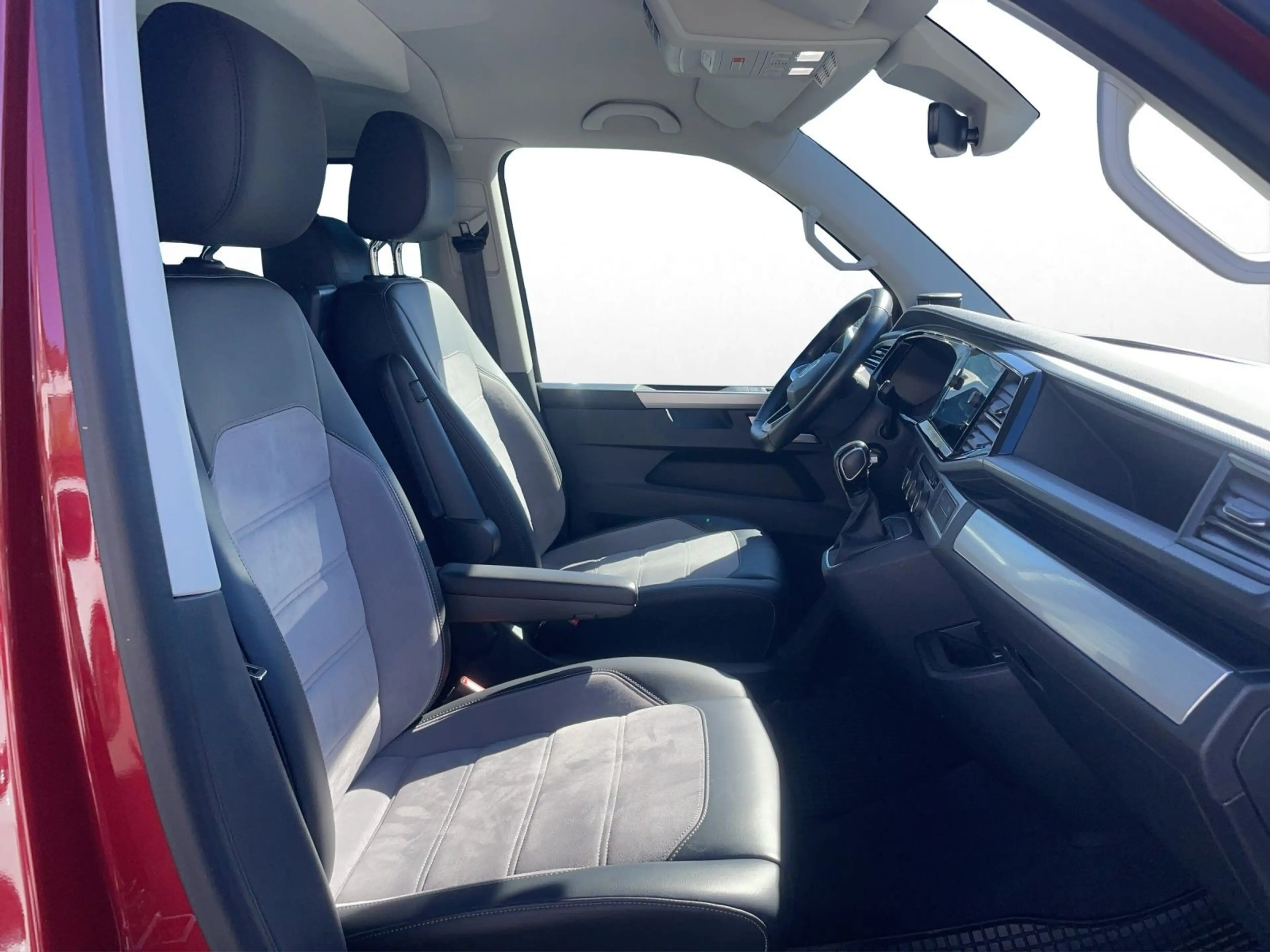 Volkswagen T6.1 Multivan 2.0 TDI DSG EDITION*7-SITZER*STHZG — photo 4