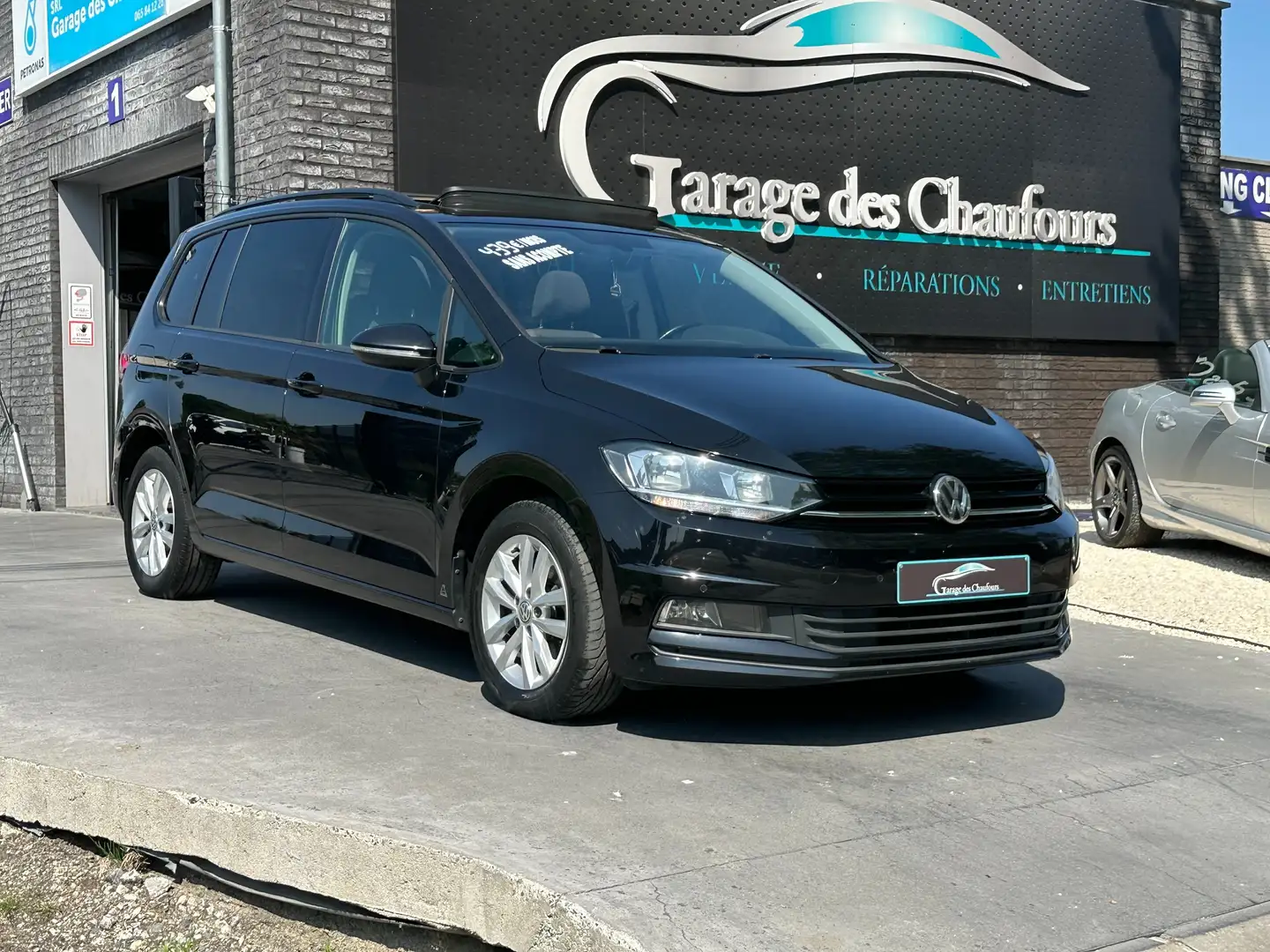 Volkswagen Touran 1.6 TDi - ! 7 Places ! - DSG - T. Ouvrant - Eu6c Zwart - 2