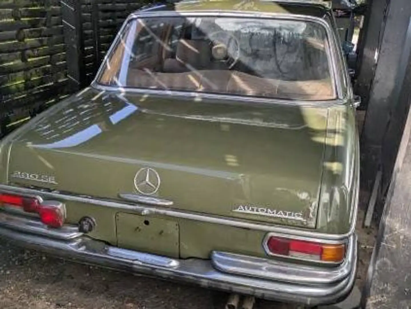 Mercedes-Benz 280 Typ 280SE/8, einer der letzten samt Werkstatthandbuch; 8Zylinder, 160 PS Grün - 1