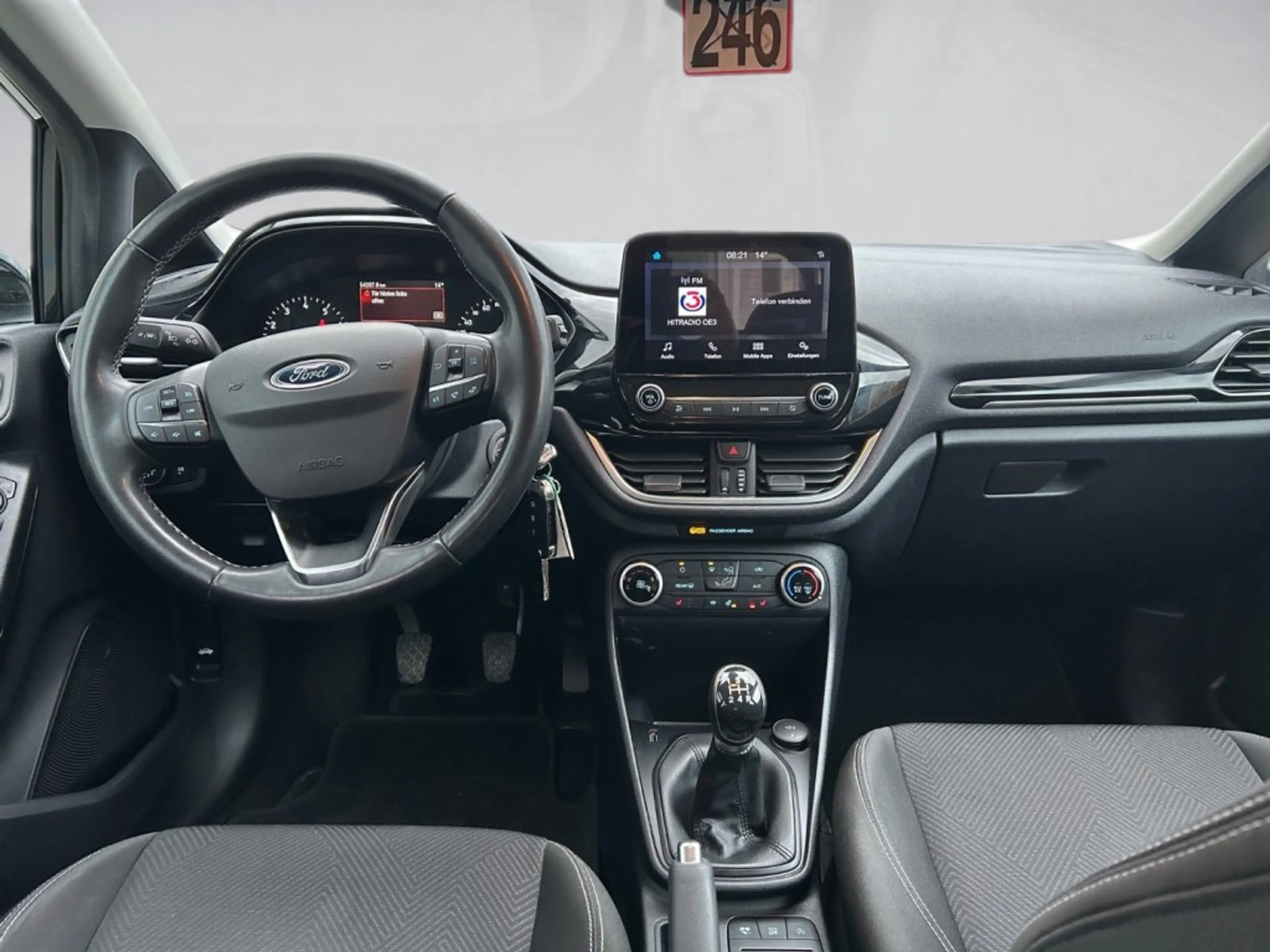Ford Fiesta Cool & Connect 1,1 Start/Stop — photo 8