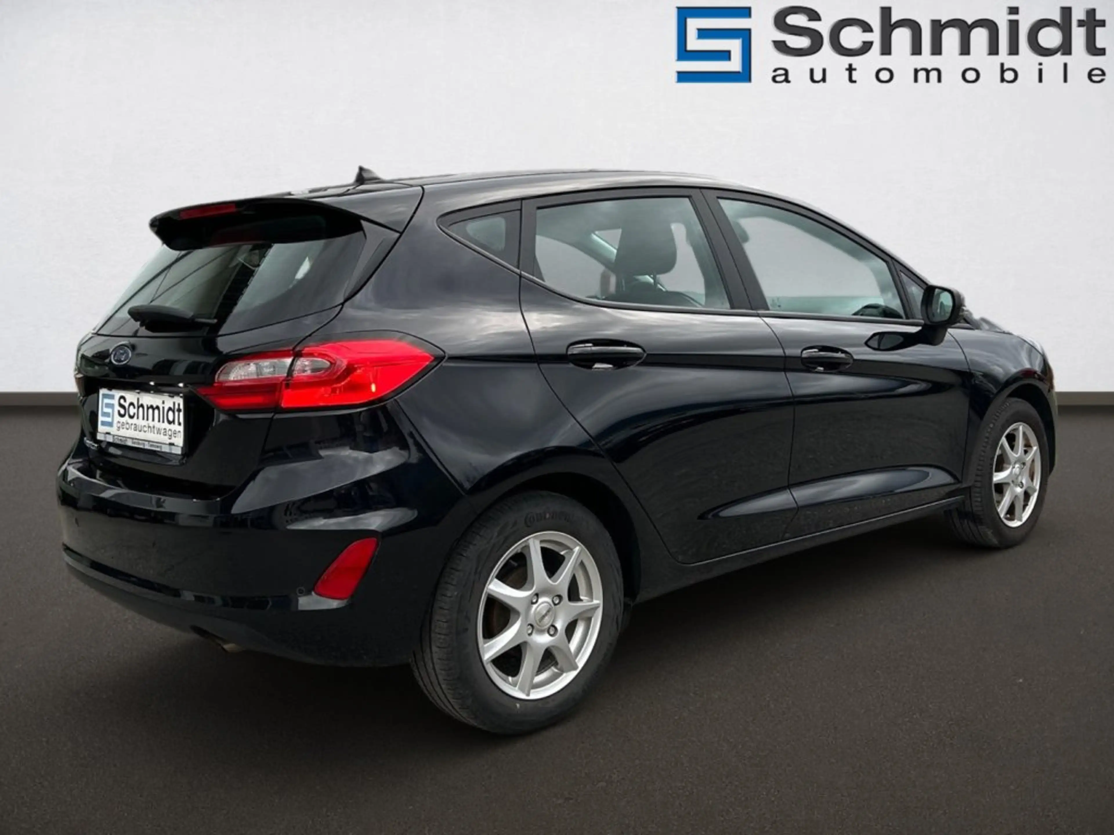 Ford Fiesta Cool & Connect 1,1 Start/Stop — photo 3