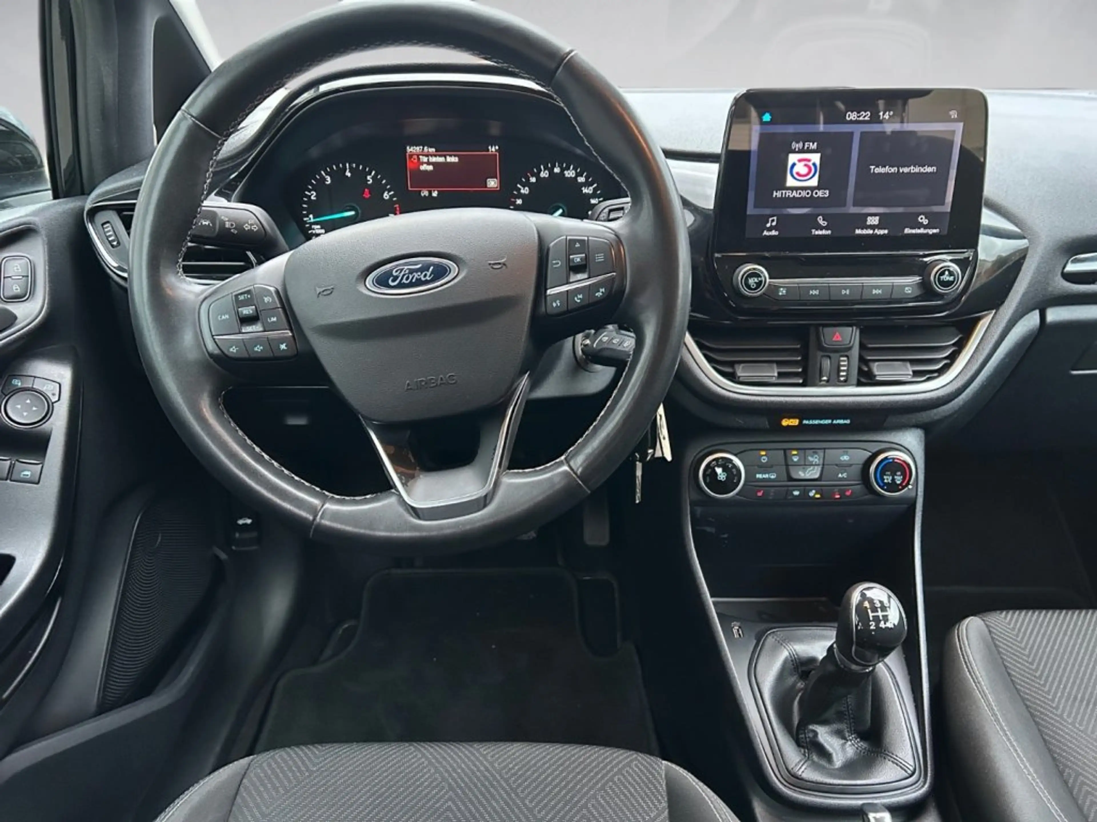 Ford Fiesta Cool & Connect 1,1 Start/Stop — photo 9