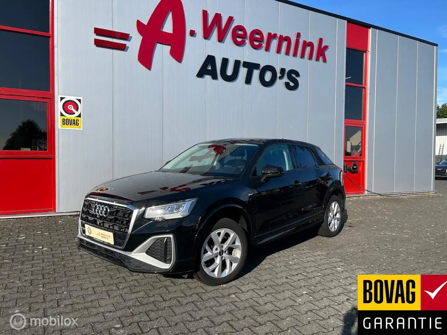Audi Q2 35 TFSI S line Edition Zwart - 1