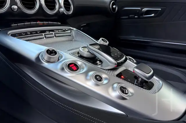 Mercedes-Benz AMG GT Roadster Ansicht 12