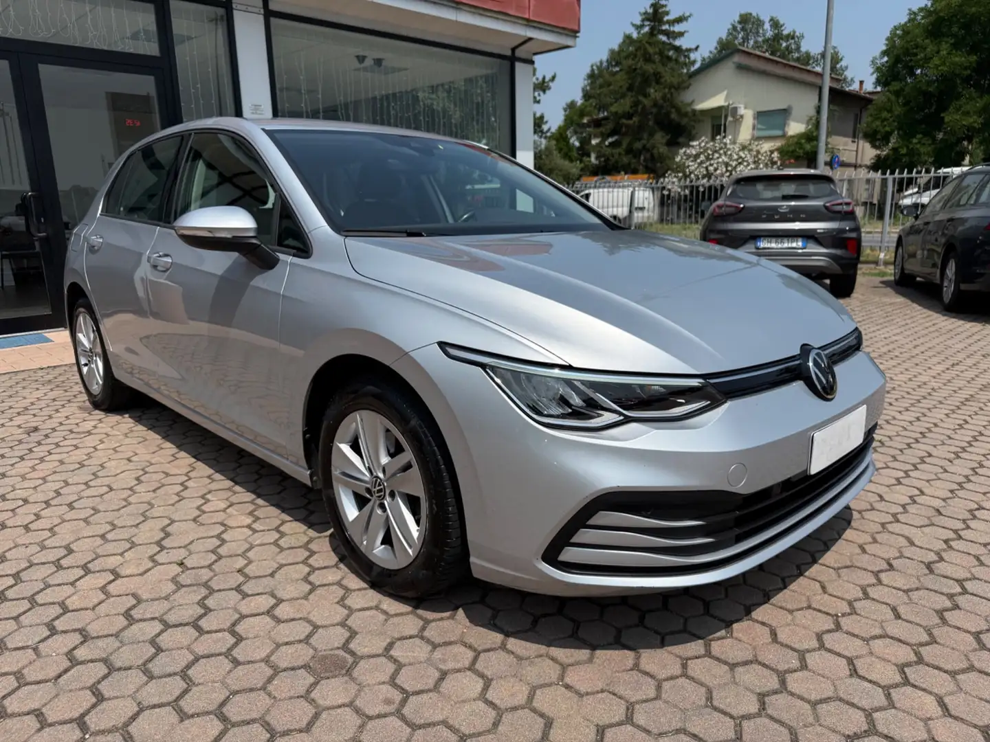 Volkswagen Golf 1.5 TGI DSG Life Grigio - 2