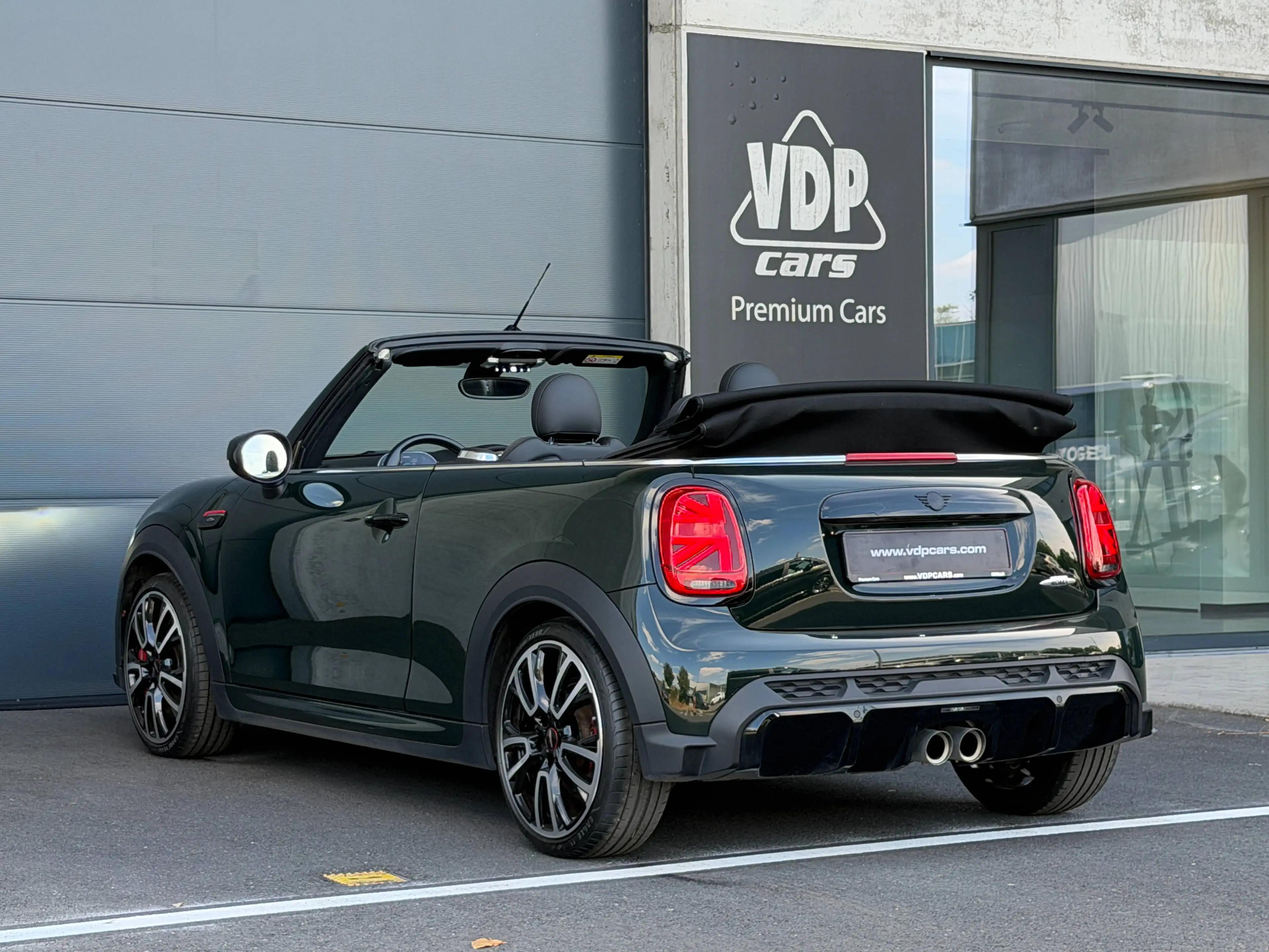 MINI John Cooper Works Cabrio JCW ADAPTIVE SUSPENSION - LED - SHADOW PACK - PDC — photo 6