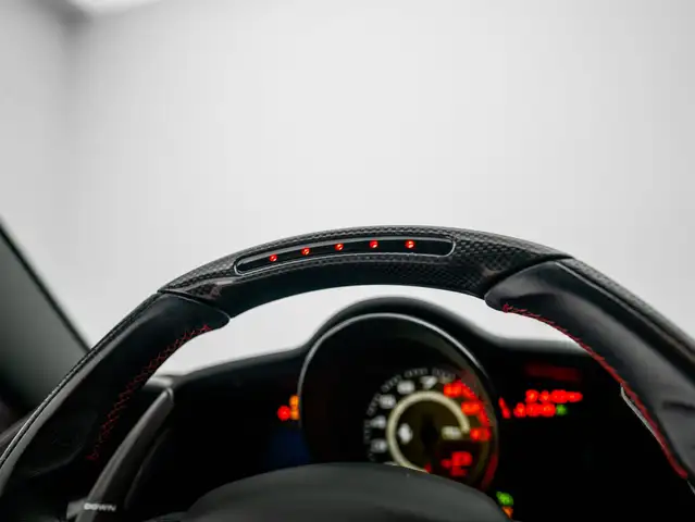 Ferrari 488 view 14