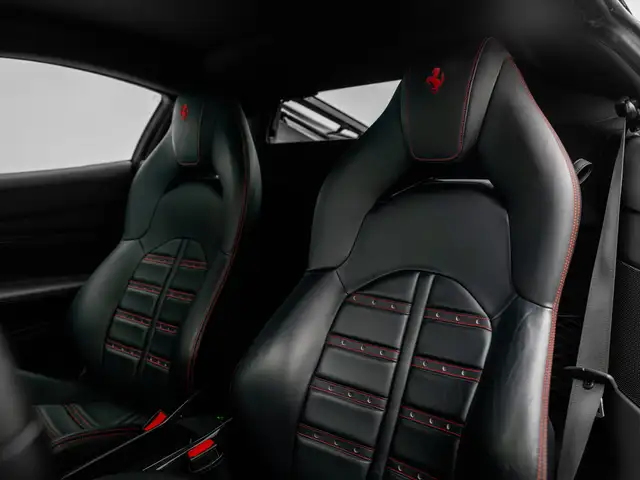 Ferrari 488 view 15
