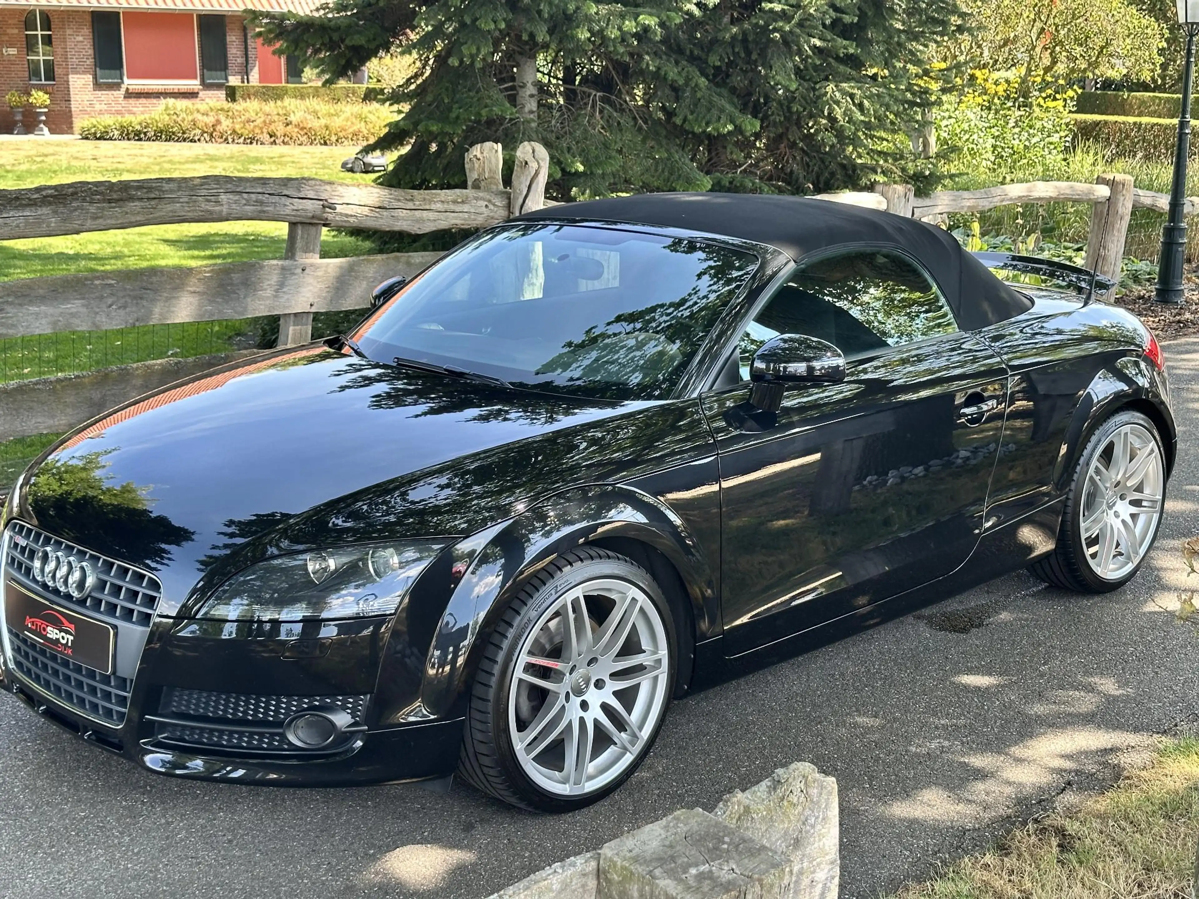 Audi TT Roadster 2.0 TFSI Pro Line — photo 21