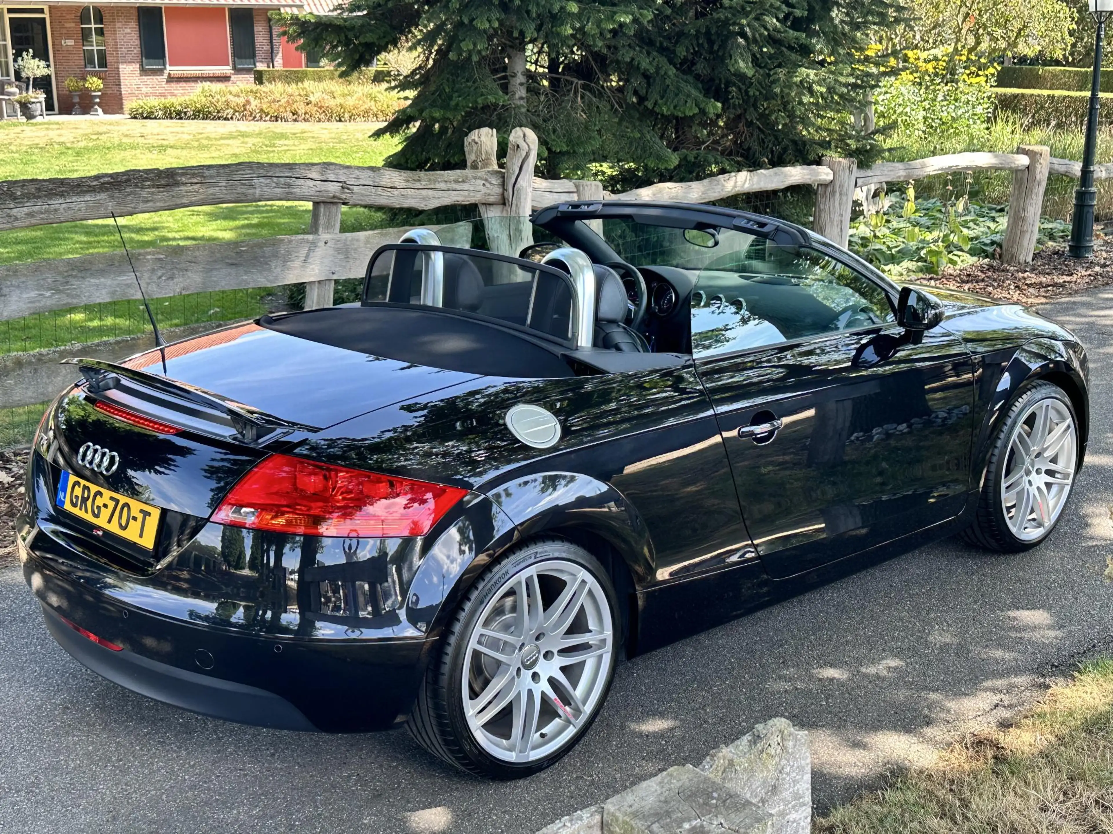 Audi TT Roadster 2.0 TFSI Pro Line — photo 10
