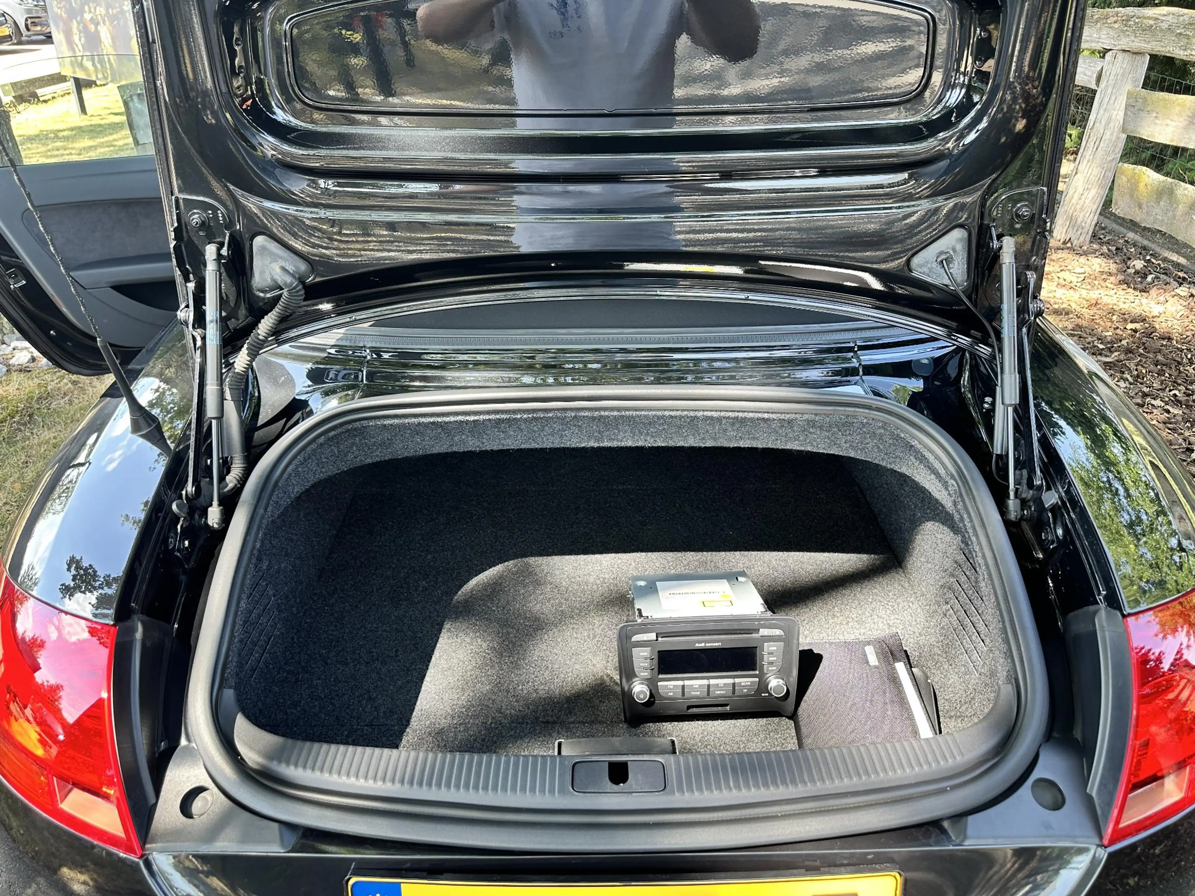 Audi TT Roadster 2.0 TFSI Pro Line — photo 34