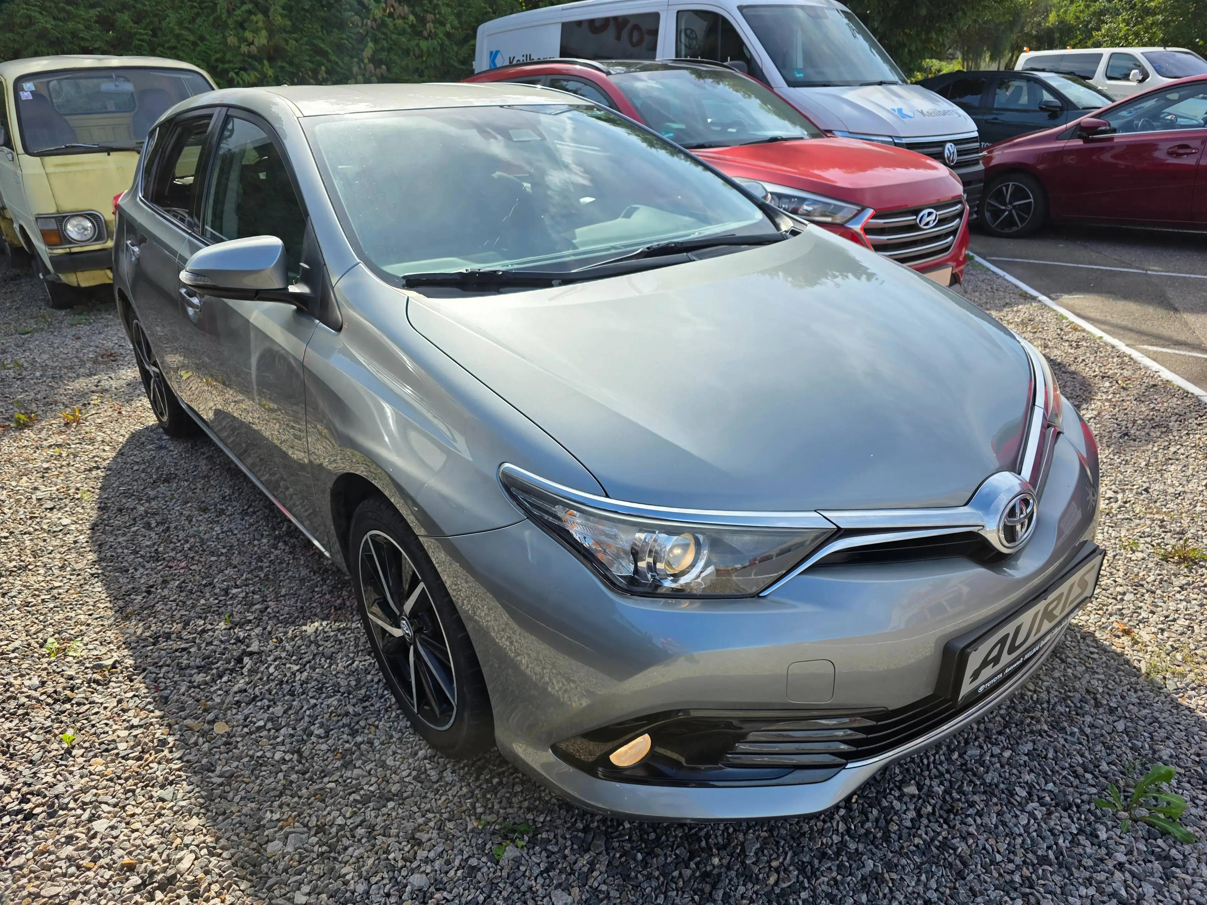 Toyota Auris Auris 1.2 Turbo "Edition-Sitzheizung-Alu-Heckkamera" — photo 2