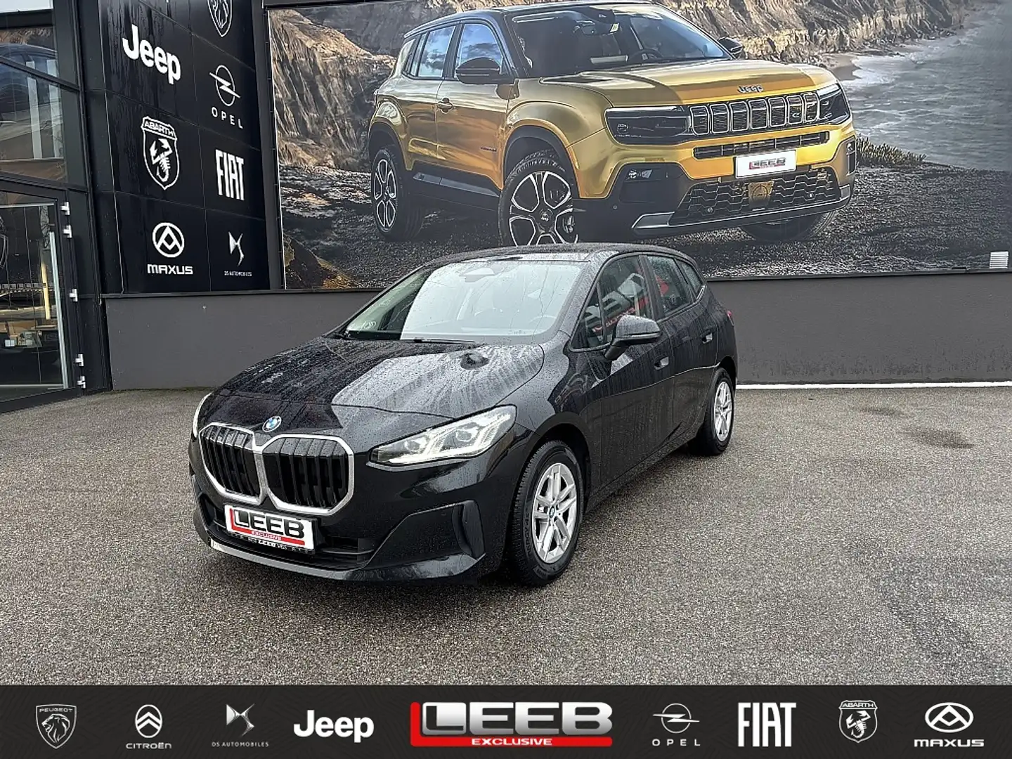 BMW 218 d Active Tourer Aut. Schwarz - 1