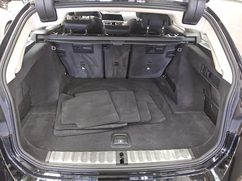 BMW 320 dA Touring Advantage T-Leder Navi LED Shz — photo 12