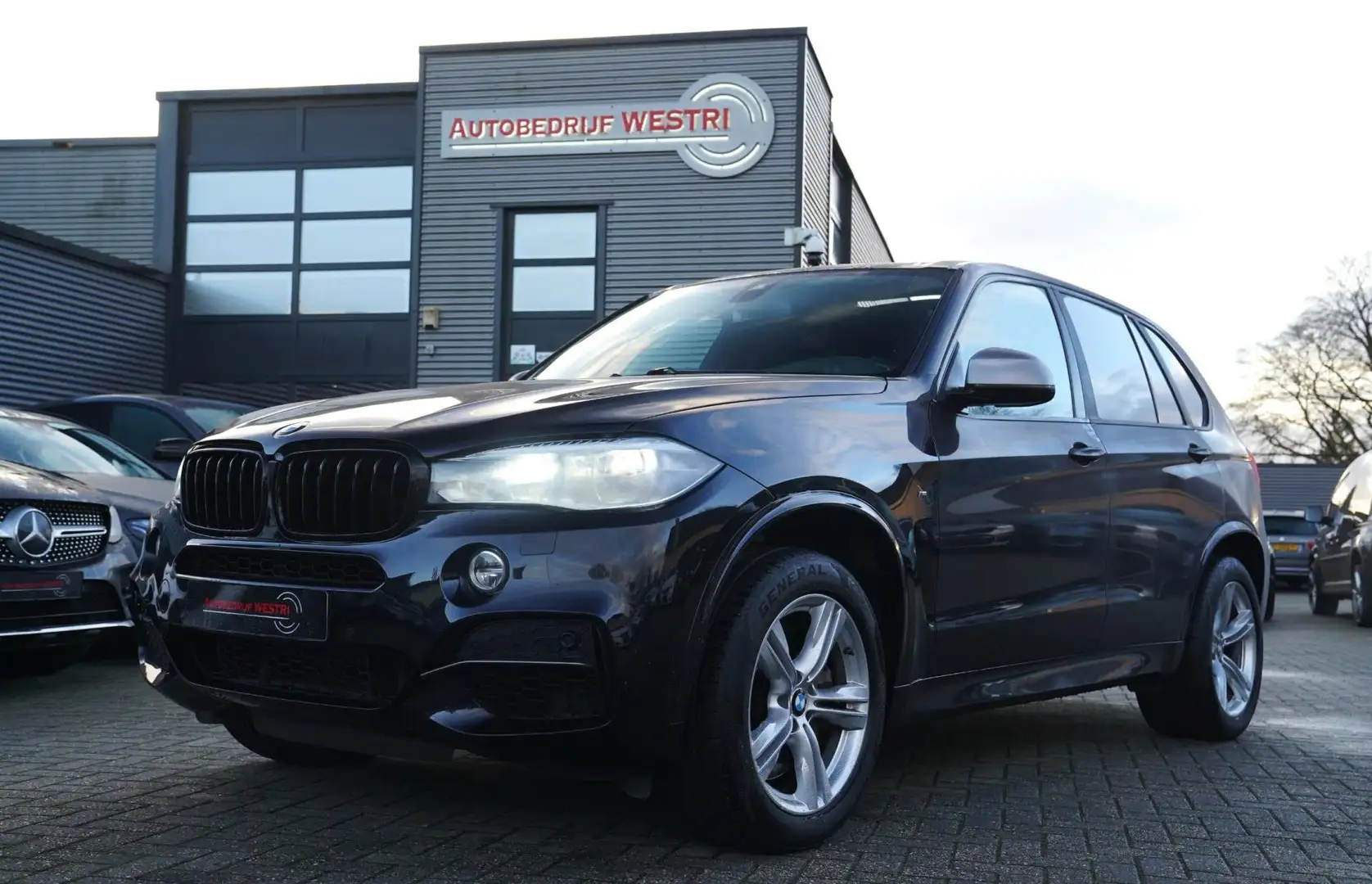 BMW X5 M50d High Executive | Harman/Kardon | 100% onderho Zwart - 1