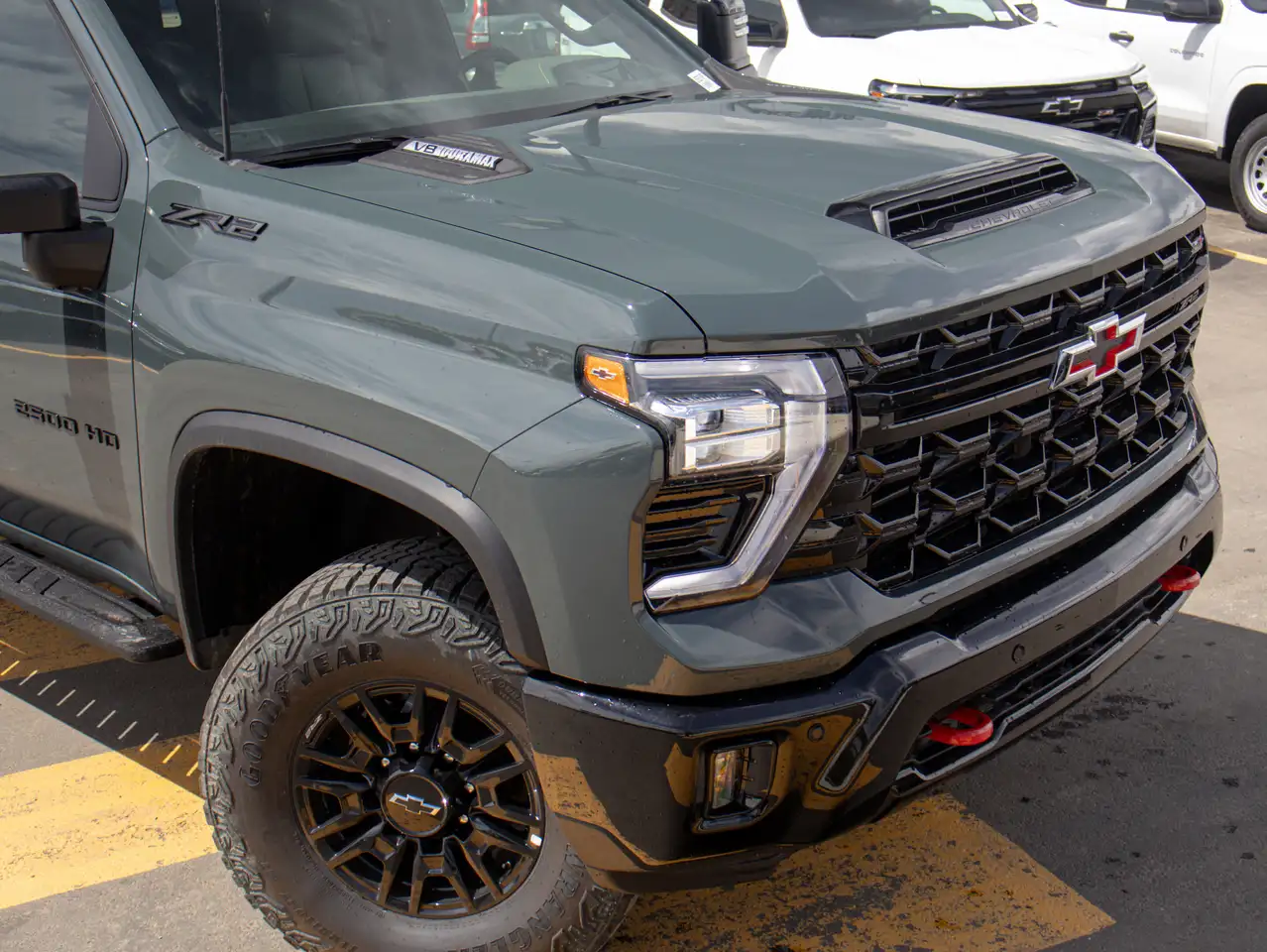 Chevrolet Silverado 2500 photo Chevrolet Silverado 2500