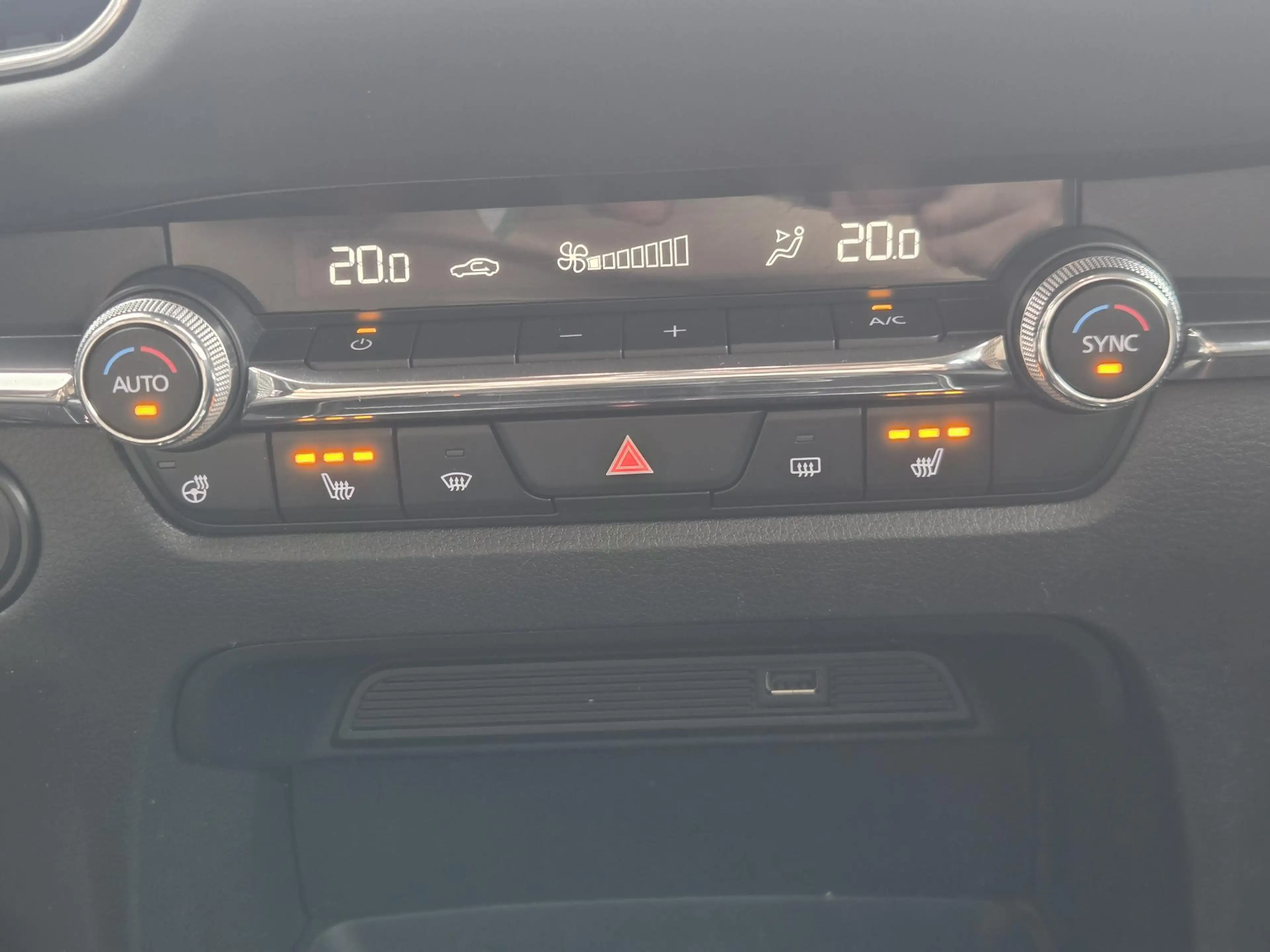 Mazda CX-30 2.0 e-SkyActiv-X M Hybrid Comfort Stoel+Stuur verw — photo 19