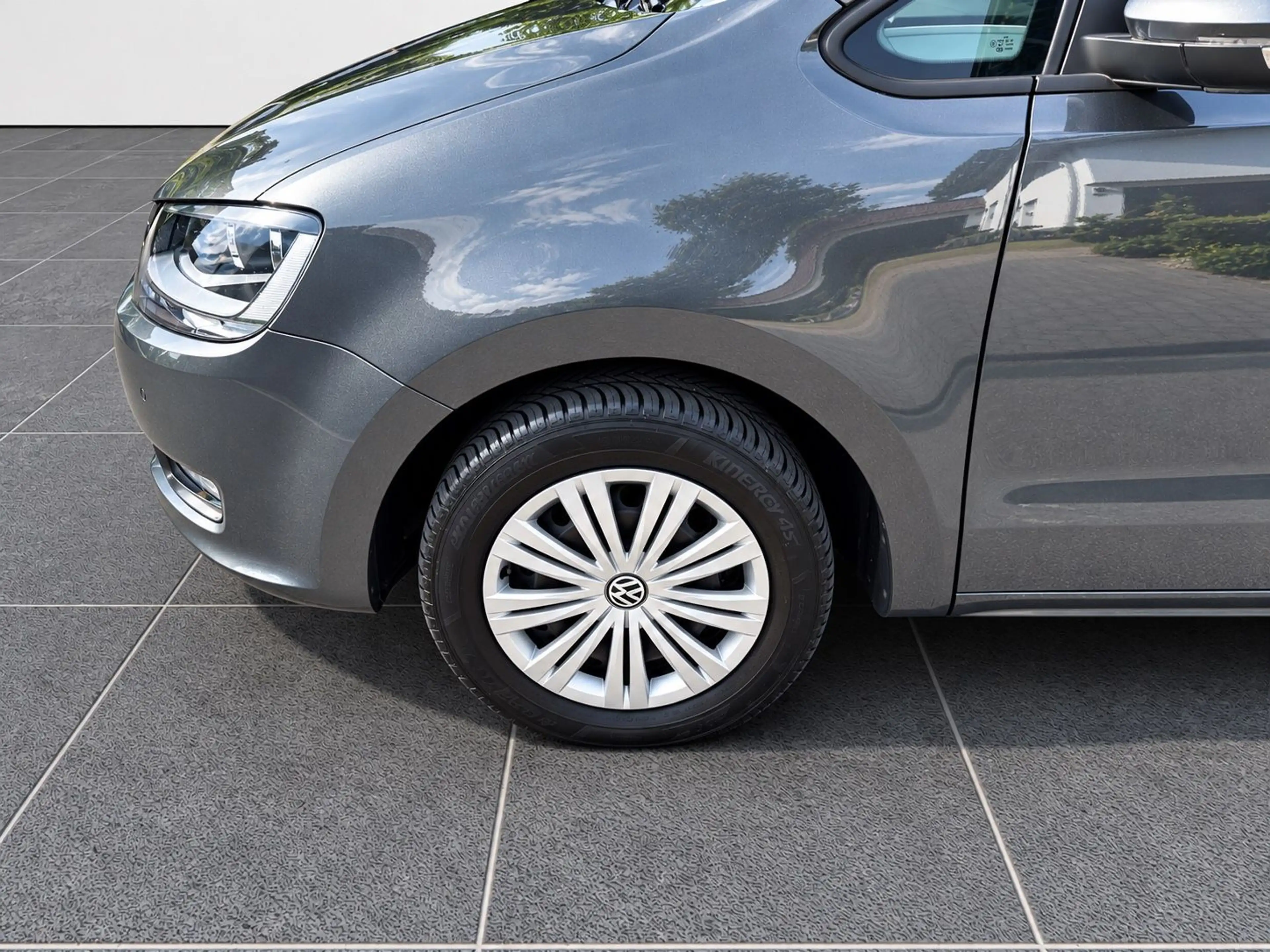 Volkswagen Sharan Trendline — photo 8