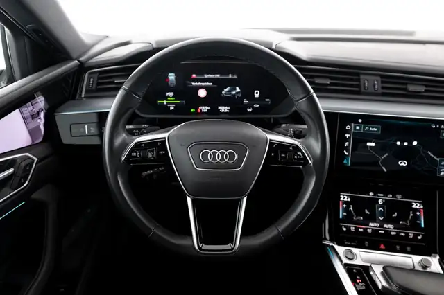 Audi E-Tron view 8