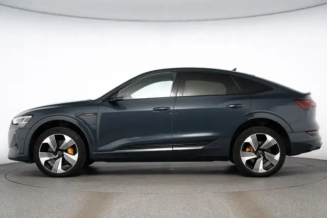 Audi E-Tron view 2