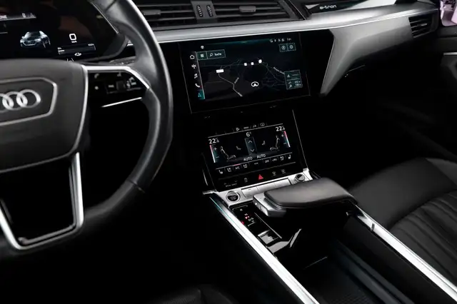 Audi E-Tron view 11
