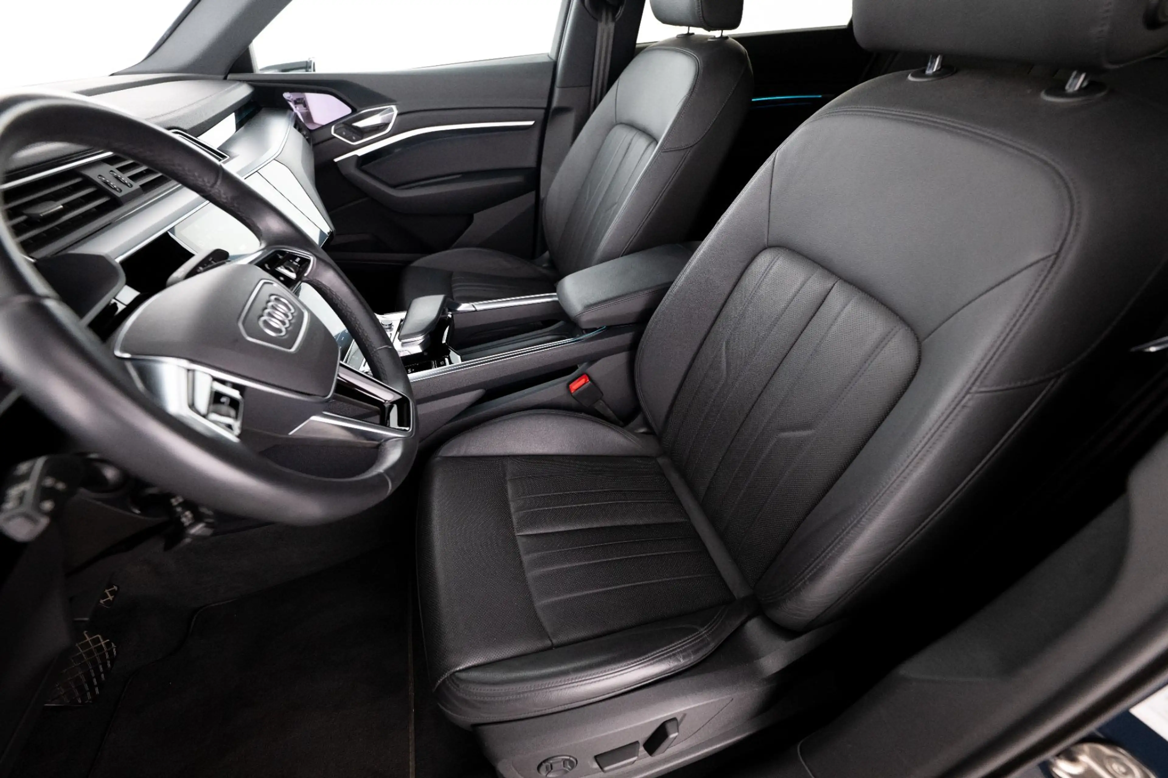 Audi e-tron SB 55 S-LINE 21" BLACK PANO SITZLÜFTUNG -69% — photo 13