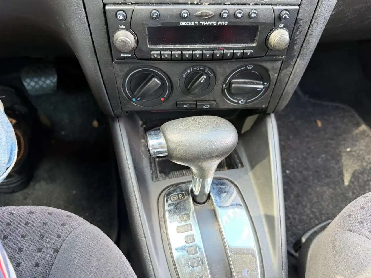 Volkswagen Golf 1.6 Trendline !!!Automatik!!!, foto 7