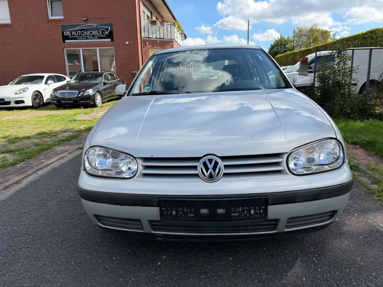 Volkswagen Golf 1.6 Trendline !!!Automatik!!!, foto 2