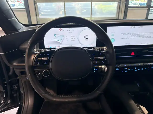 Hyundai Ioniq 6 view 10
