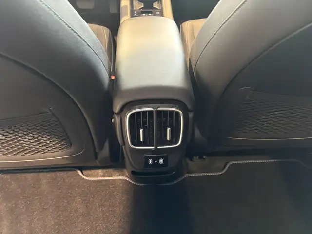 Hyundai Ioniq 6 view 13