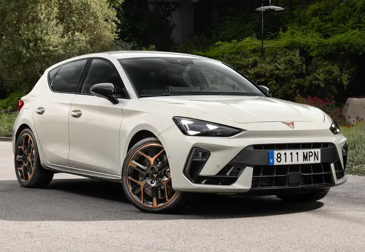Cupra León 2025, foto 6