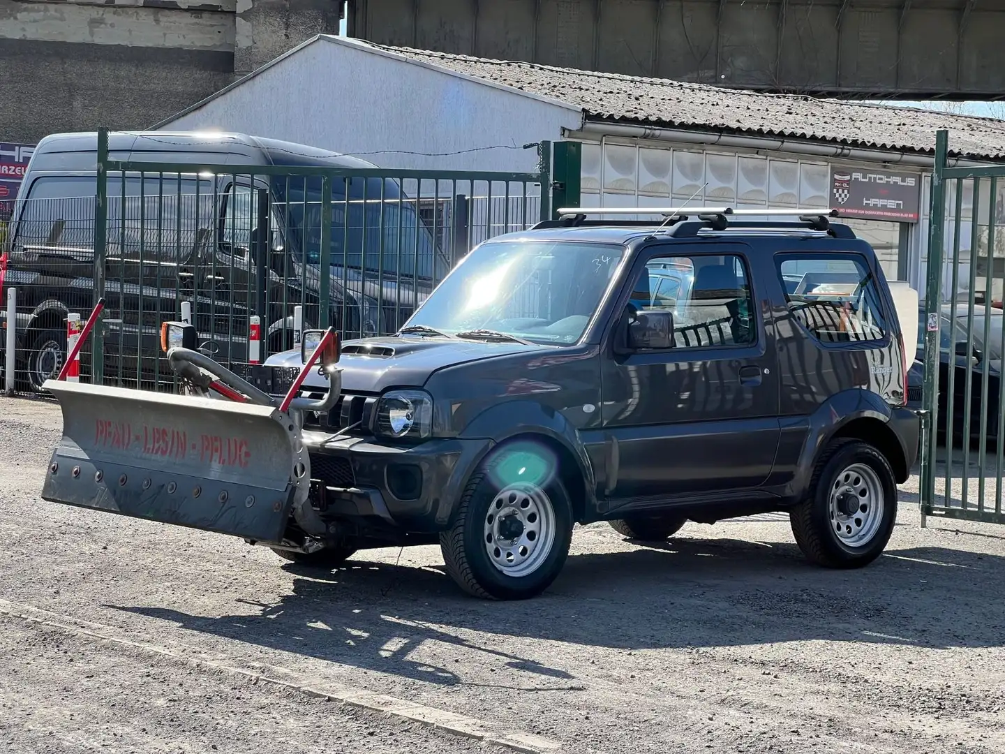 Suzuki Jimny Ranger Style Pflugmaschine Срібний - 1