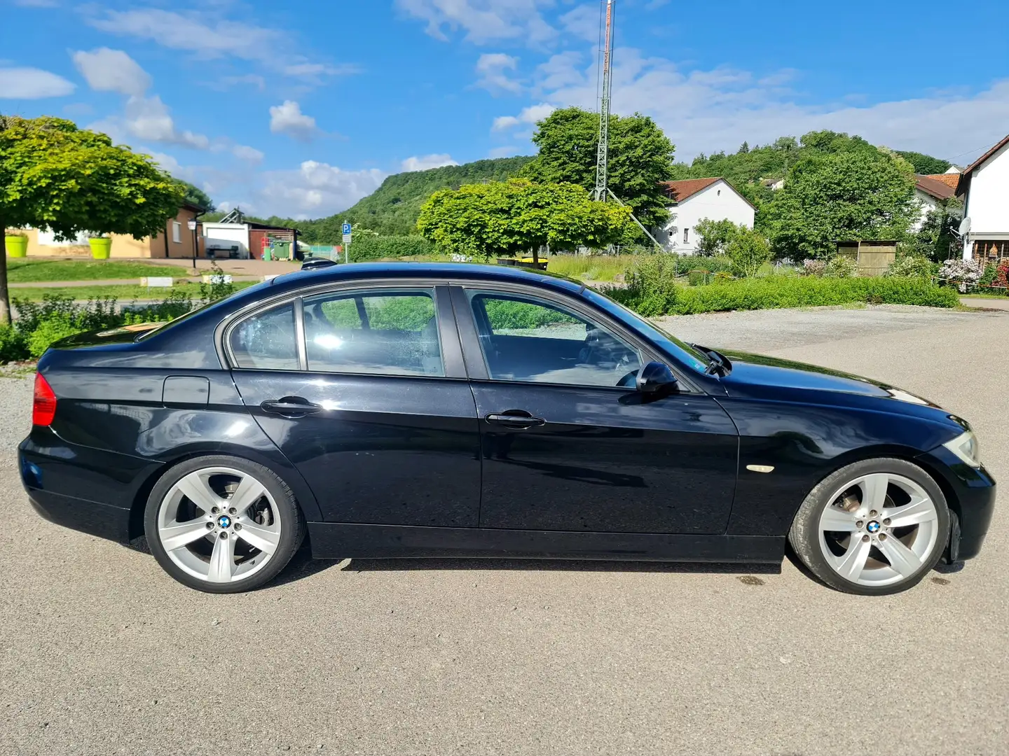 BMW 318 318i - 1