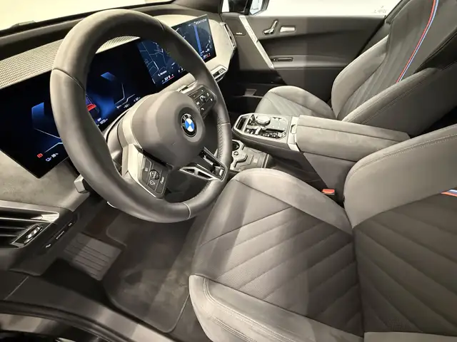 BMW iX xDrive60 Ansicht 7