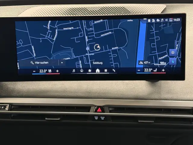 BMW iX xDrive60 Ansicht 8