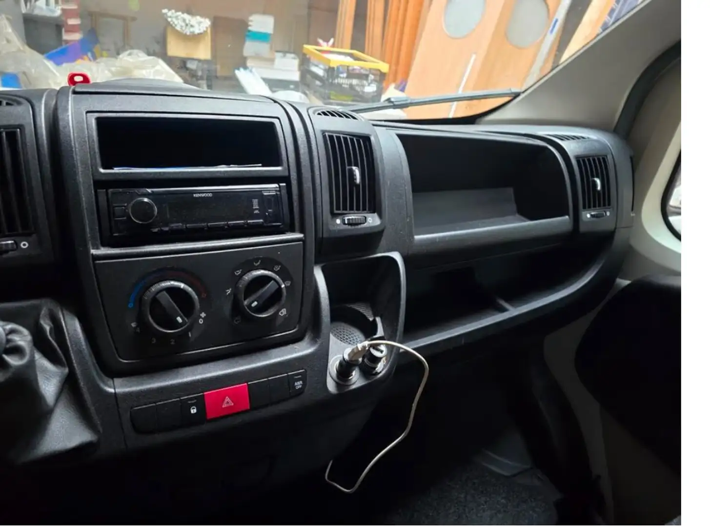 Peugeot Boxer - 2