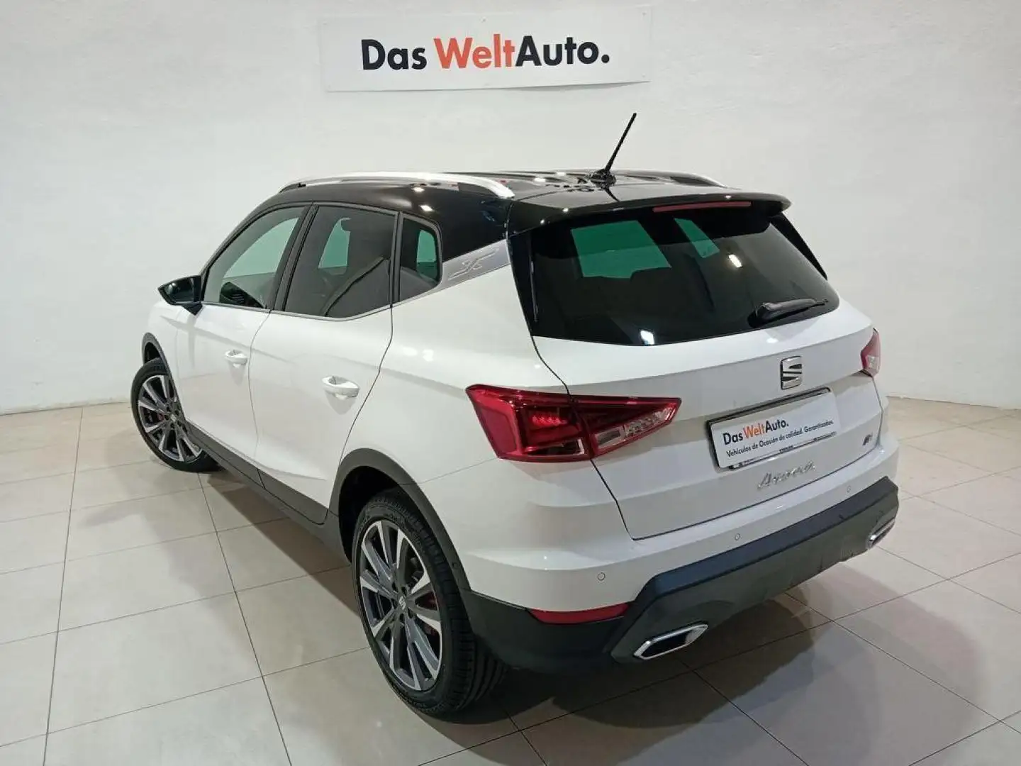 SEAT Arona 1.0 TSI 85kW (115CV) FR XM Weiß - 2