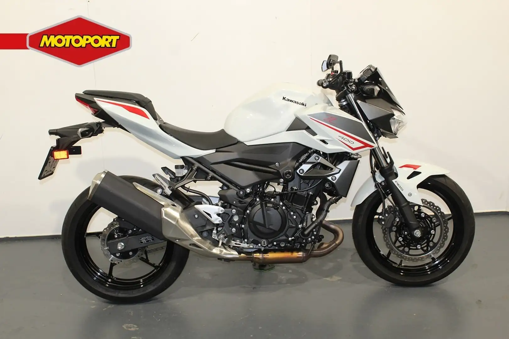 Kawasaki Z 400 Bílá - 1