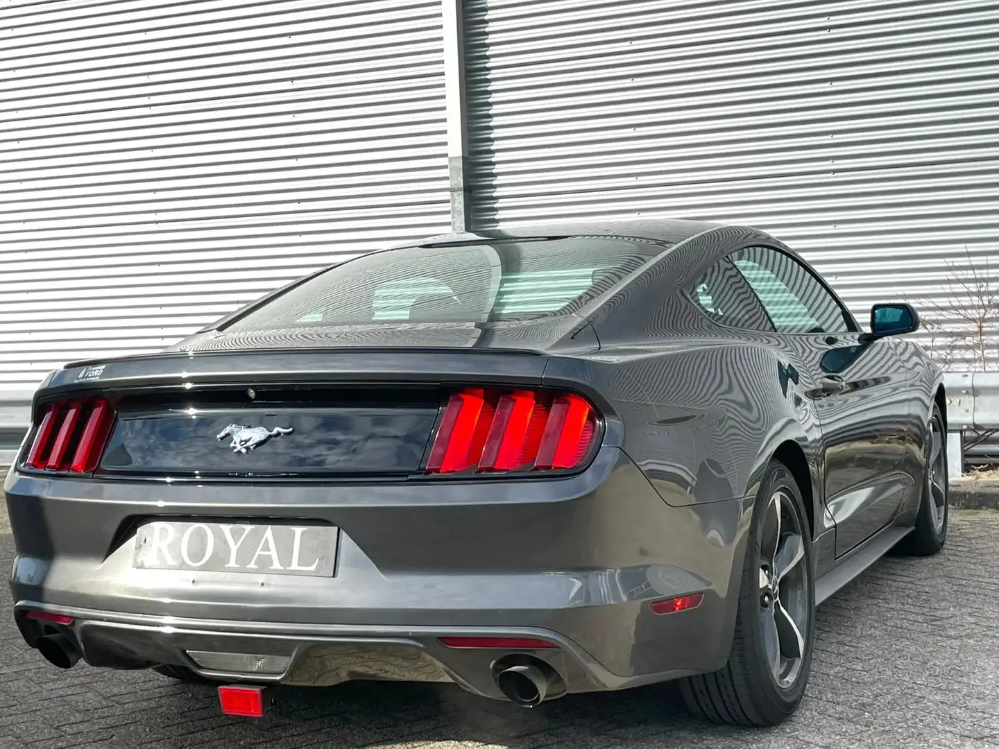 Ford Mustang Fastback 2.3 EcoBoost - 2