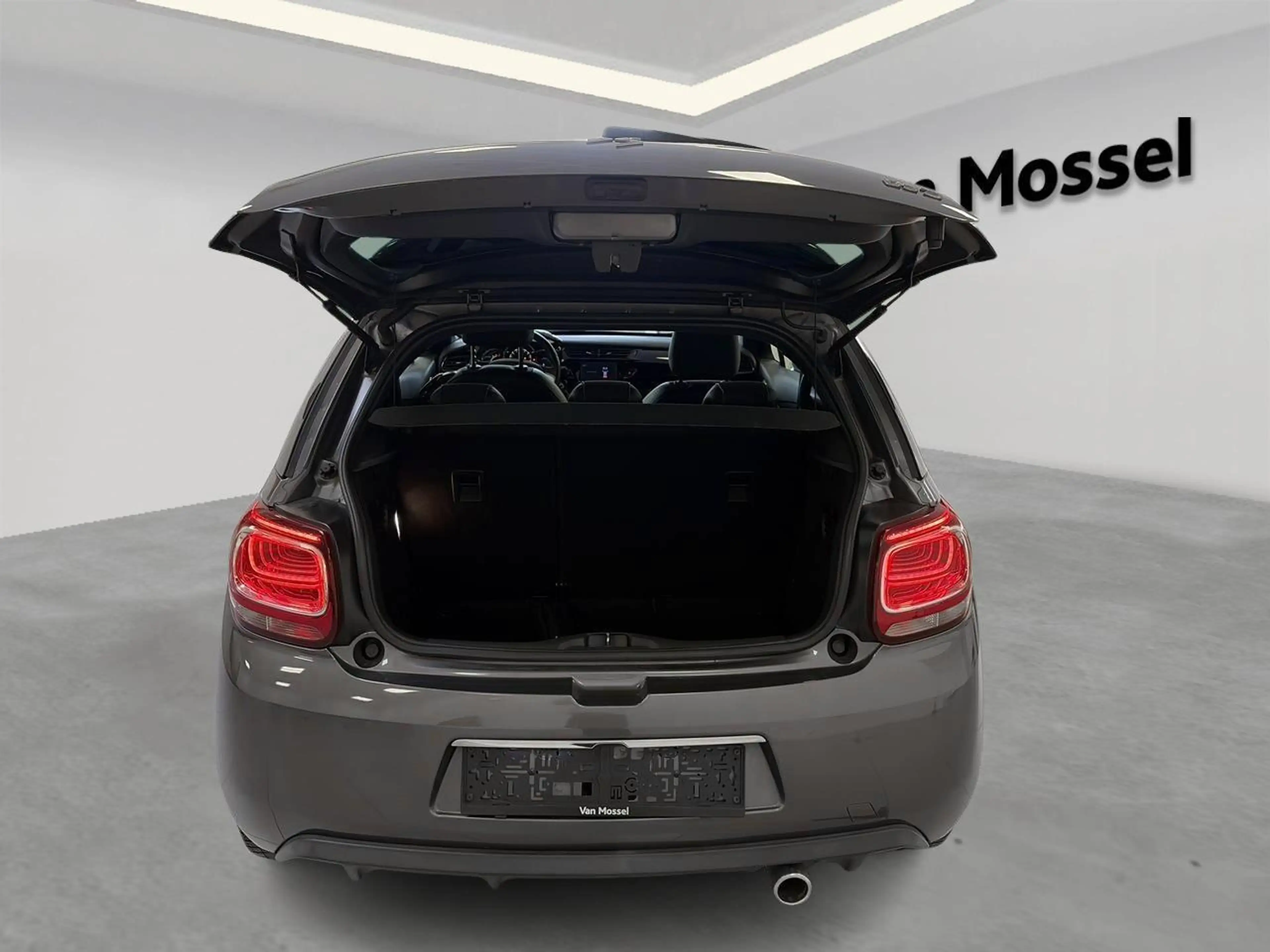 DS Automobiles DS 3 1.2 PureTech 110 EAT Performance Line — photo 7